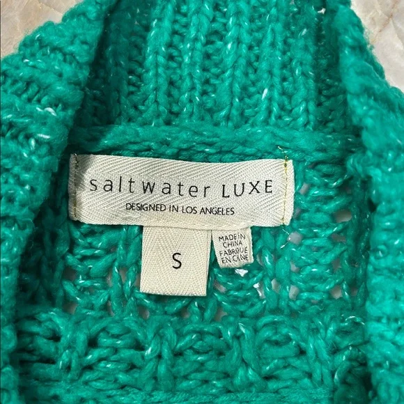 Women’s Saltwater LUXE Kelly Green Cropped Mock NeckSweater – Oversized| Small - Picture 2 of 6